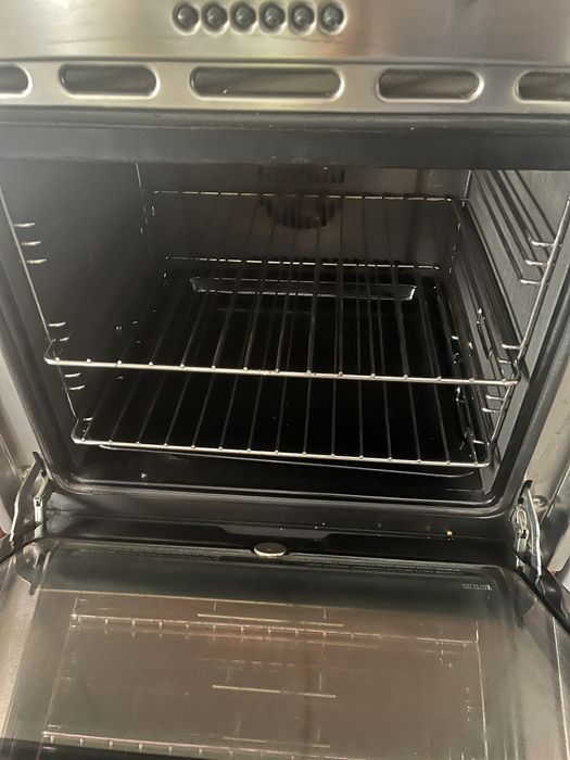 Forno de encastre Ariston