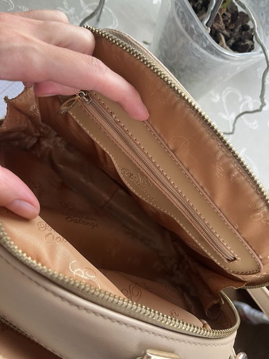 Стильна шкіряна сумка