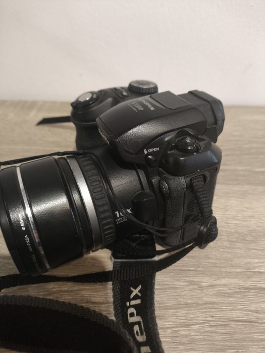 Aparat Fujifilm s5500