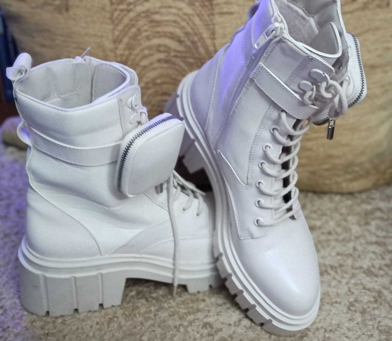 NOWE jasnobeżowe buty