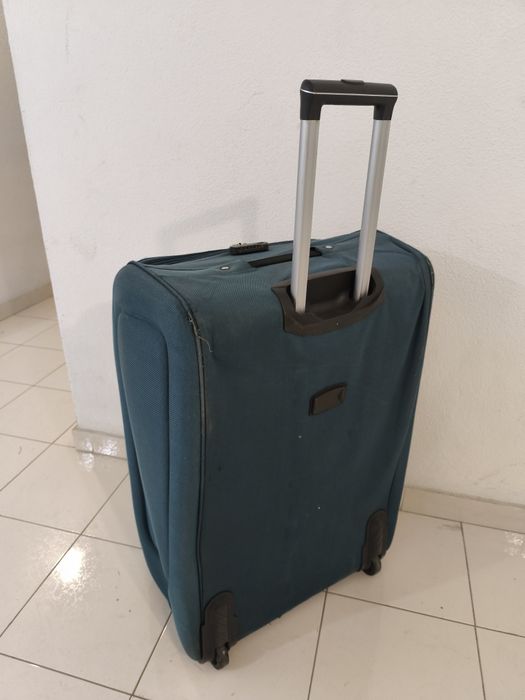 Mala  viagem altura. 0.80  larg. 0.50