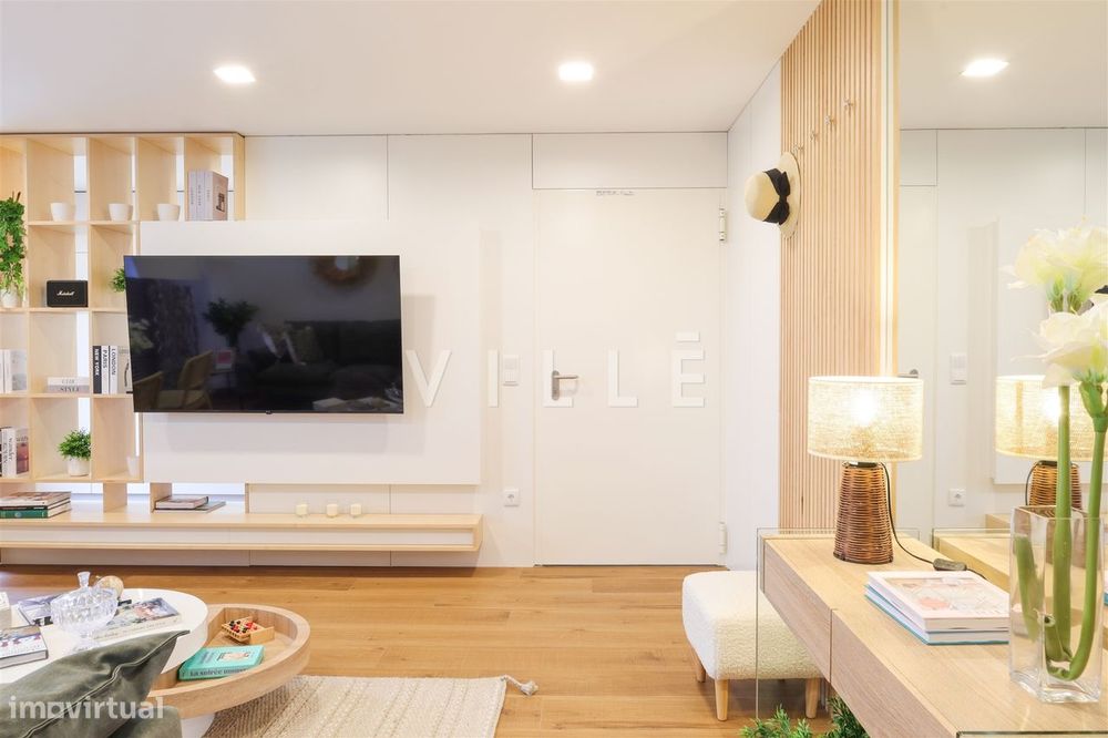 Apartamento T1+1 _Santa Joana_cedência de posição