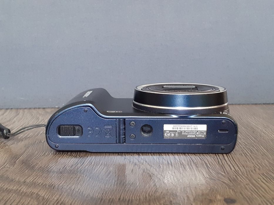 Цифровой фотоаппарат Samsung WB202F