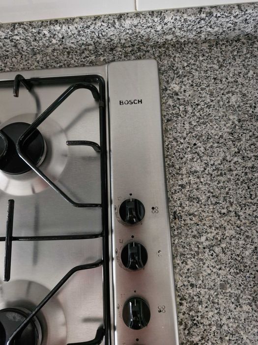 Vendo placa a gás natural bosch em excelente estado.