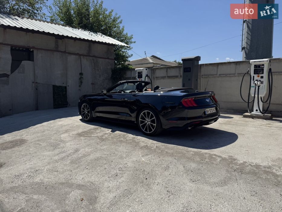 Продам автомобіль Ford Mustang 2019