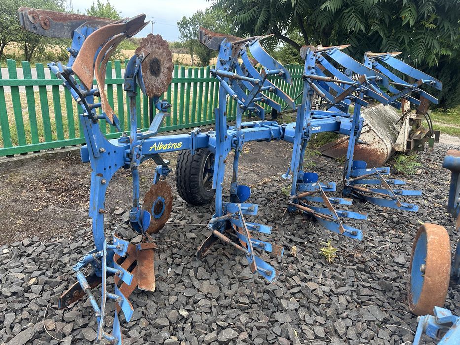 Lemken EurOpal 5 4-корпусний 3+1 полосовий ідеальний стан. Як opal 110, RABE Kuhn  плуг