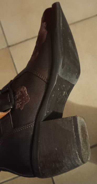 Botas de couro tam. 36