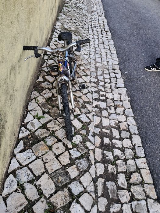 Bicicleta infantil Move Sport — em bom estado