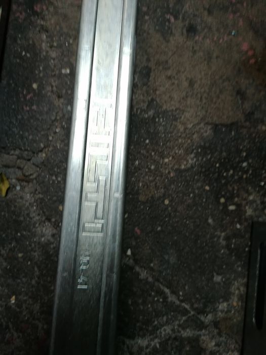 Suportes Hilti  de vários tamanhos