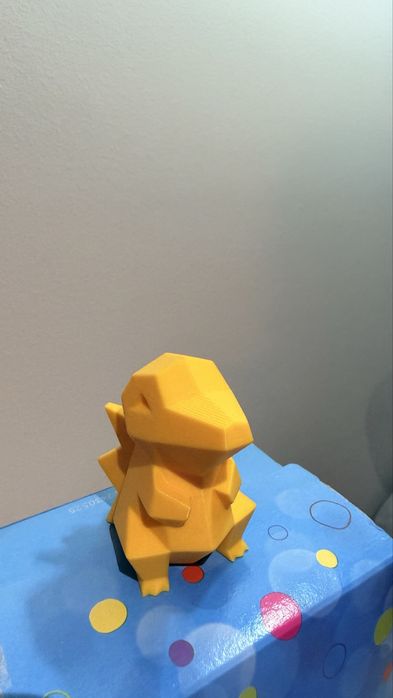 Boneco Pokémon Cyndaquil estilo low poly decorativo