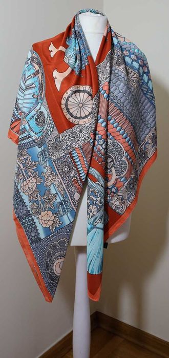 chusta jedwabna 130/130 styl Hermes