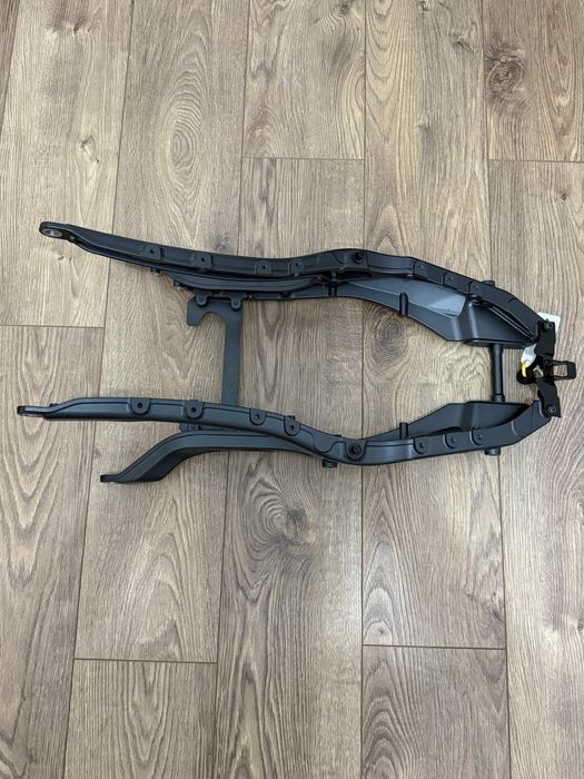 Sub quadro MT09 2025