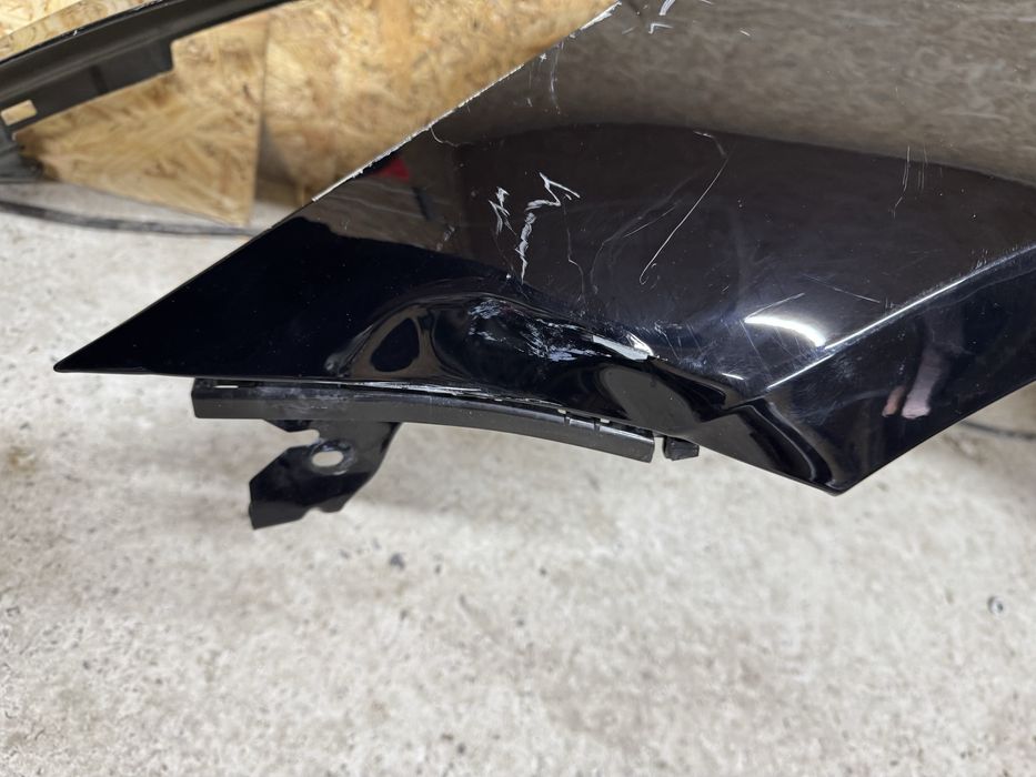 Tesla Model 3 крило ліве