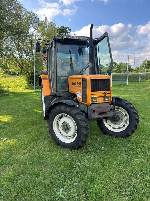 Renault 75-32 TX ciągnik