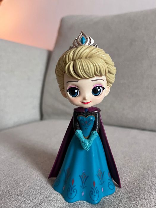 Boneca Elsa Frozen