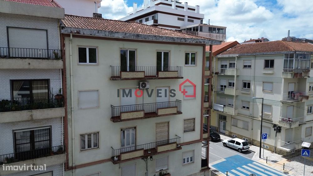 Apartamento T6 - Leiria
