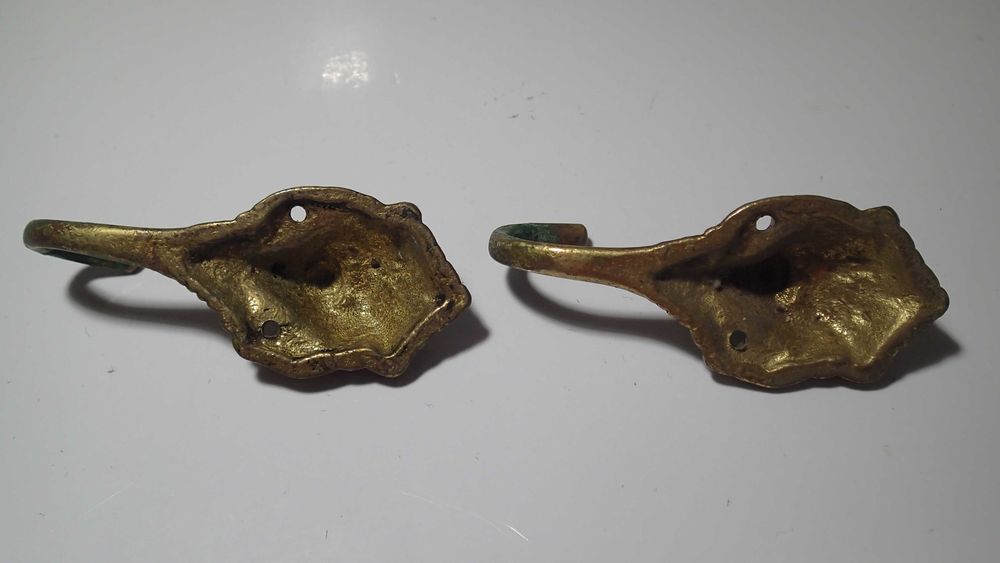 Cabides antigos em Bronze