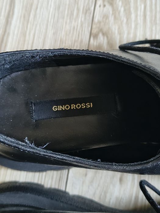 Półbuty na platformie Gino Rossi rozmiar 39/40