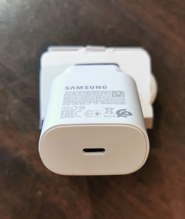 Ładowarka SAMSUNG 25W z kablem USB typ C do C 1m Biała