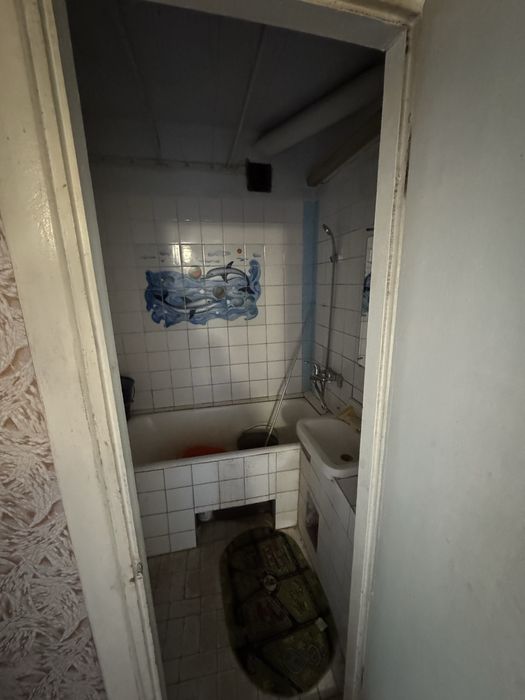 Продається двокімнатна Чешка