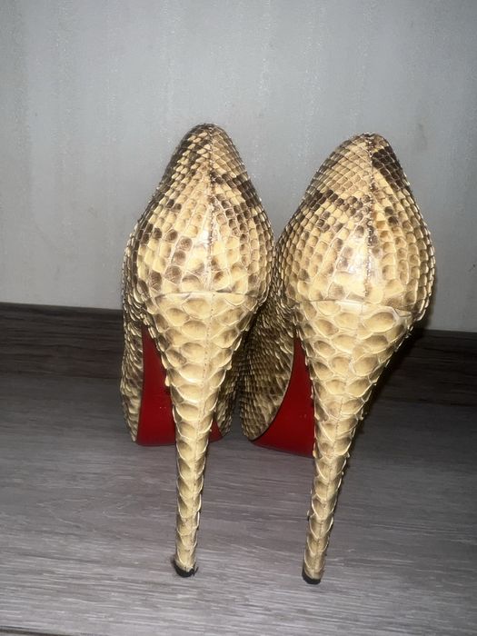 Туфли натуральный питон Christian Louboutin