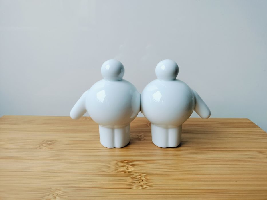 Pepper and salt shaker423649150920960001