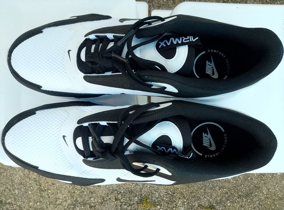 Tênis Nike air max sem uso  46