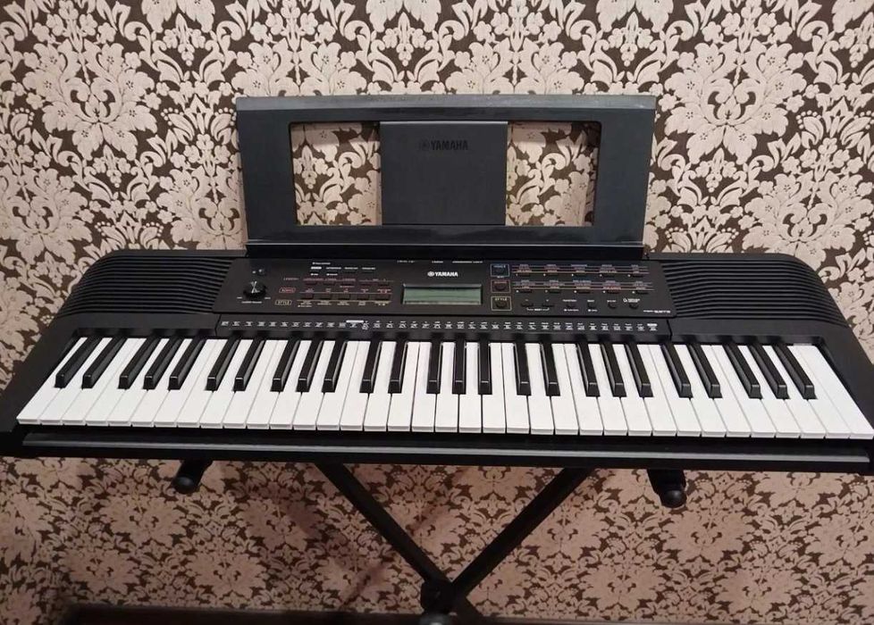 Синтезатор yamaha PSR-E273