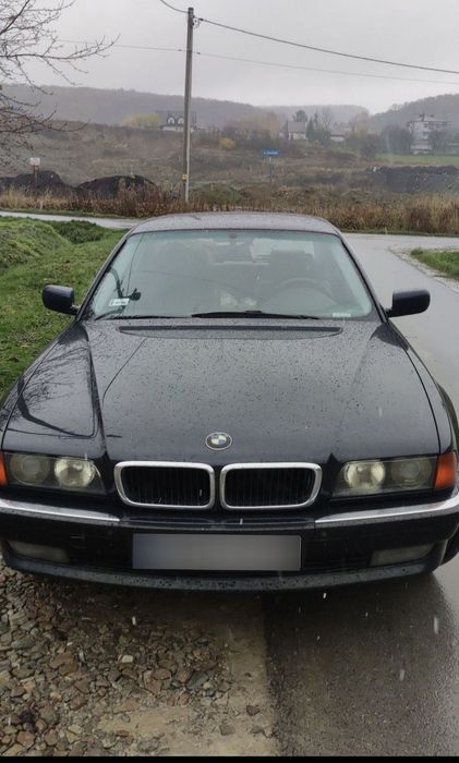 BMW Seria 7 Stan Bardzo dobry od 2004 roku auto w rodzinie.