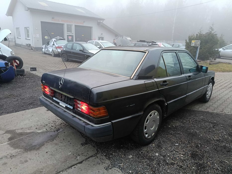 Mercedes-Benz E190 2.0 1990r NA CZĘŚCI