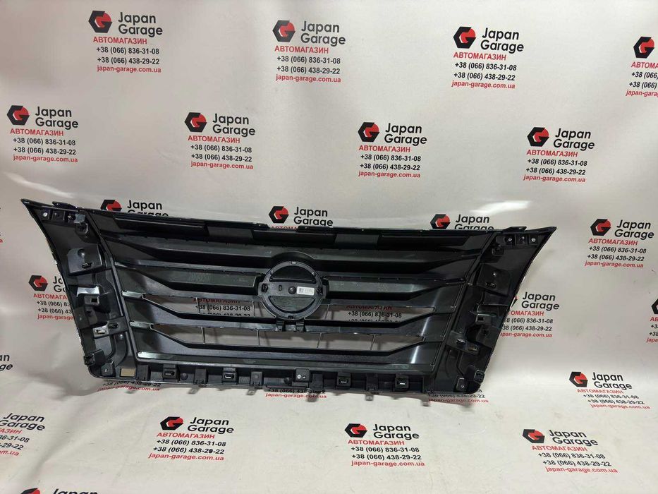 Решітка радіатора Nissan Pathfinder R53 623106TA0A В НАЯВНОСТІ