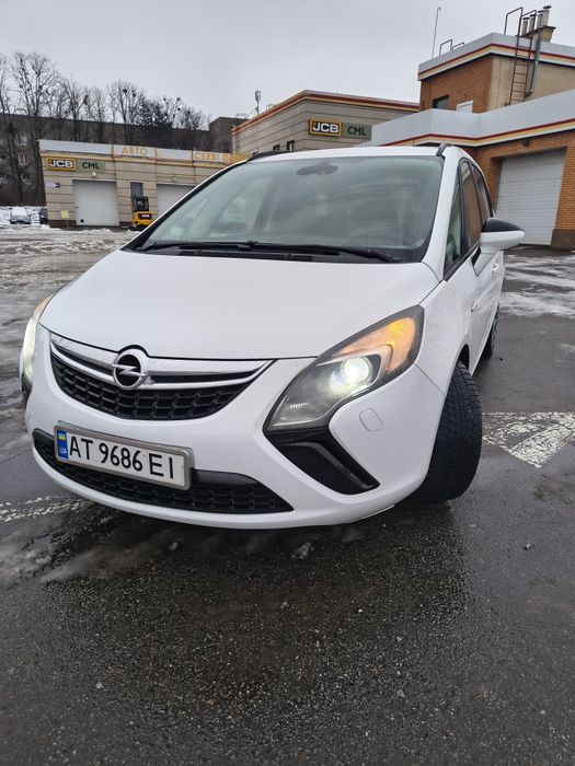 Продам авто Opel Zafira Tourer