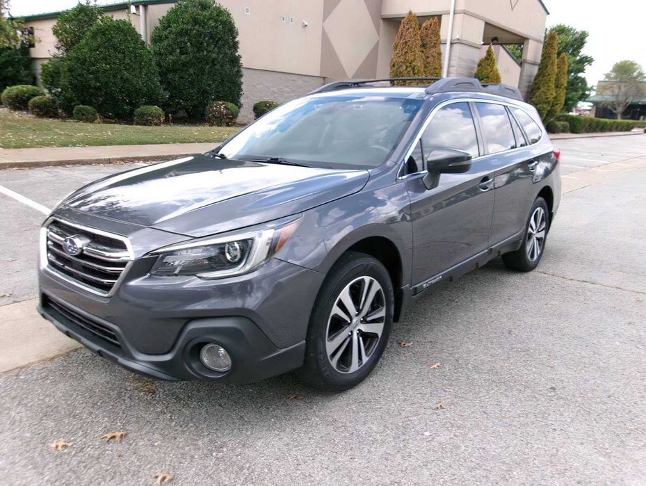Subaru Outback Limited      2018