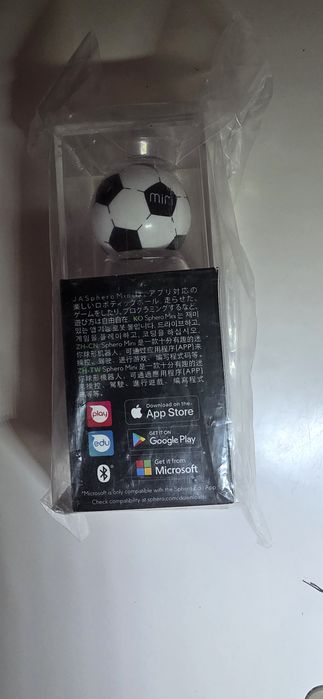Робот-куля Sphero Mini Soccer — програмована іграшка STEM