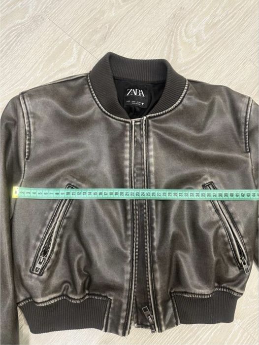 Жіночий бомпер Zara