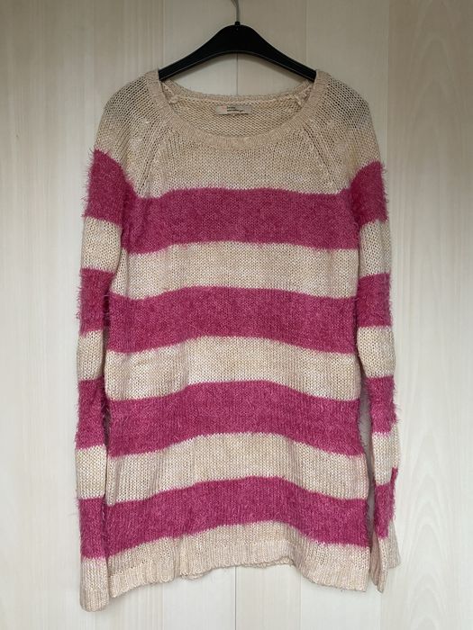 Светри, туніки в дуже гарному стані, розмір М