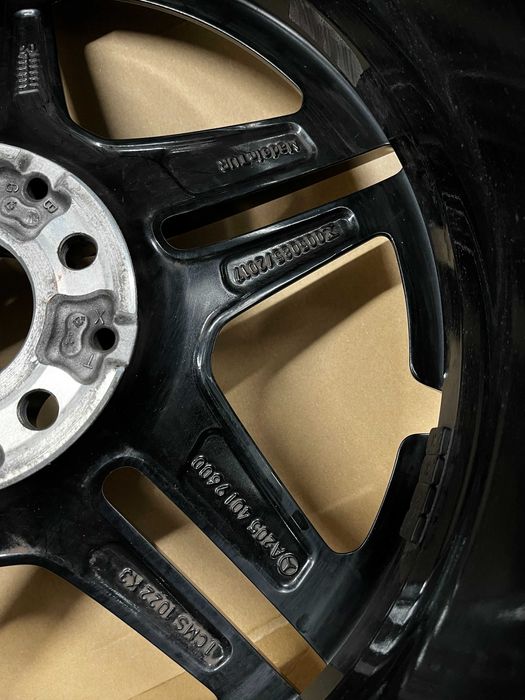 Felga Mercedes W205 S205 AMG A205.401.9600 8,5Jx18 ET49