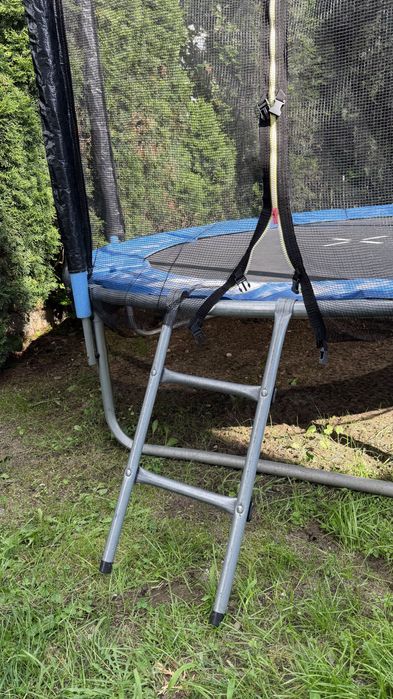 Sprzedam trampolinę w bardzo dobrym stanie
