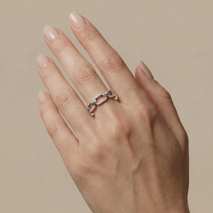 Элегантное кольцо из белого золота 585 пробы