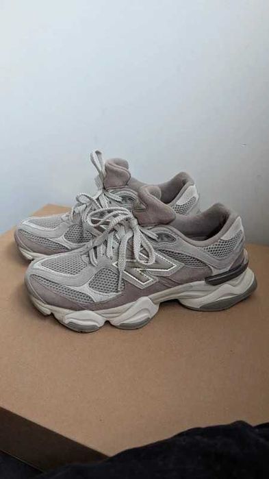 Oryginalne•buty New Balance 9060ERC R.41,5
