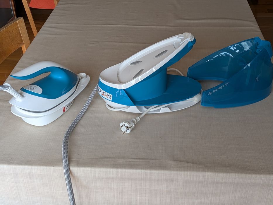 Philips Ferro de Engomar Compact Care CompactPlus GC 7923/20 Como Novo