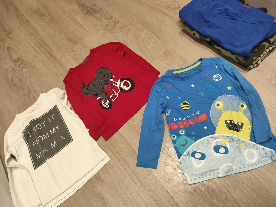 Paka dla chłopca rozm 110, kurtka zimowa,bluzy,spodnie inne