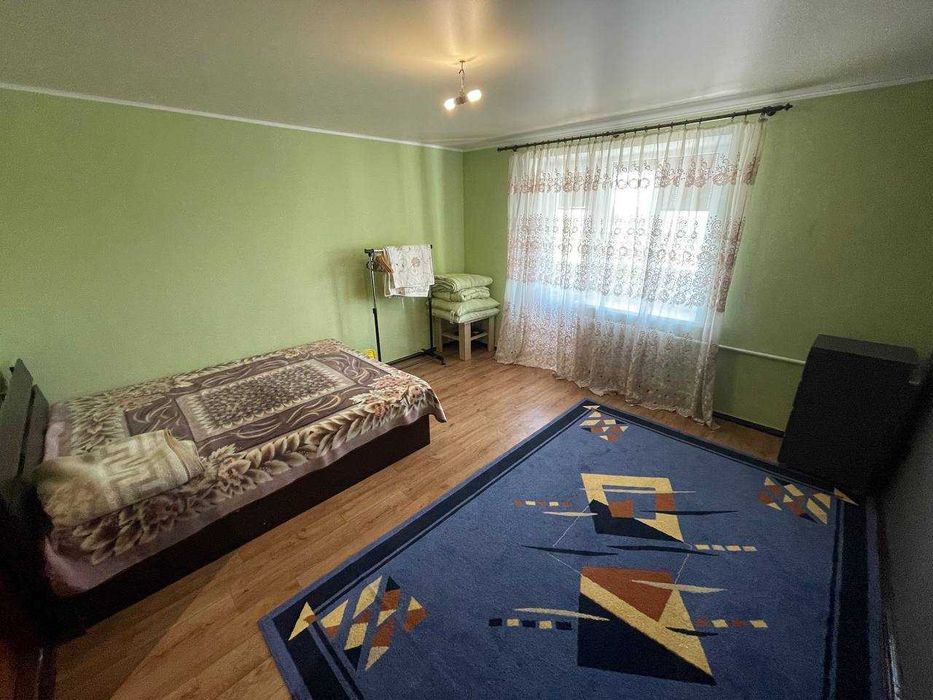 Продаж 3-х кімнатної квартири вул Квітнева