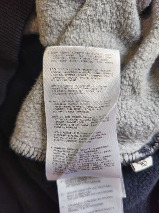 Szara granatowa bluza z kapturem marki napapijri rozmiar 162