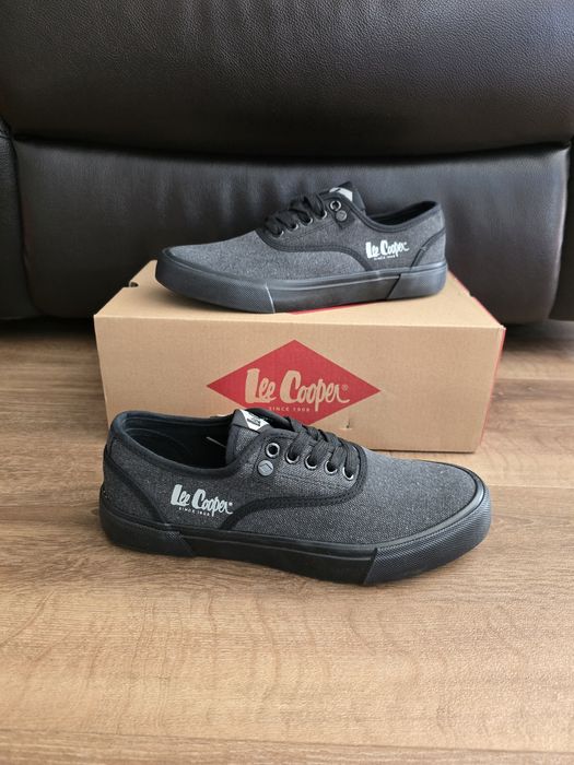 Lee Cooper Grafitowe Trampki Klasyczne Minimalistyczne R. Eu 43 - 28 cm