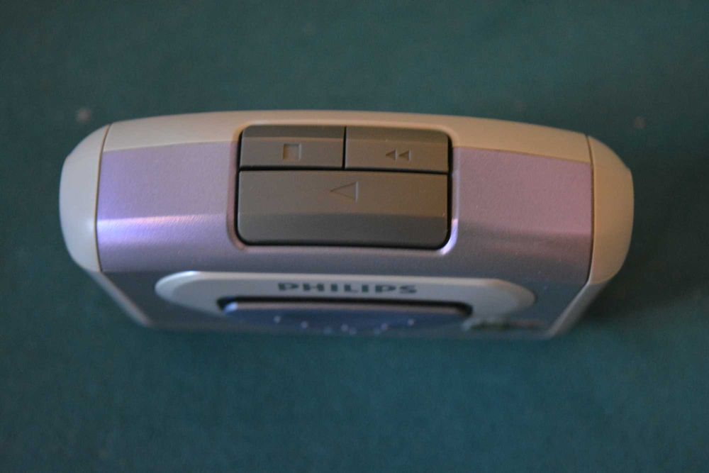 walkman philips aq 6411