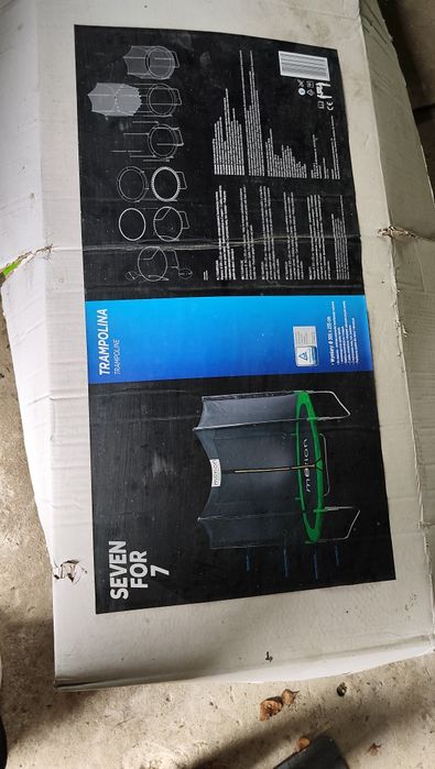 Trampolina 305x235
