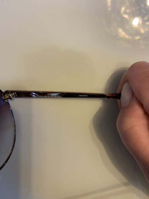 Okulary przeciwsloneczne Oscar De La Renta stan bdb