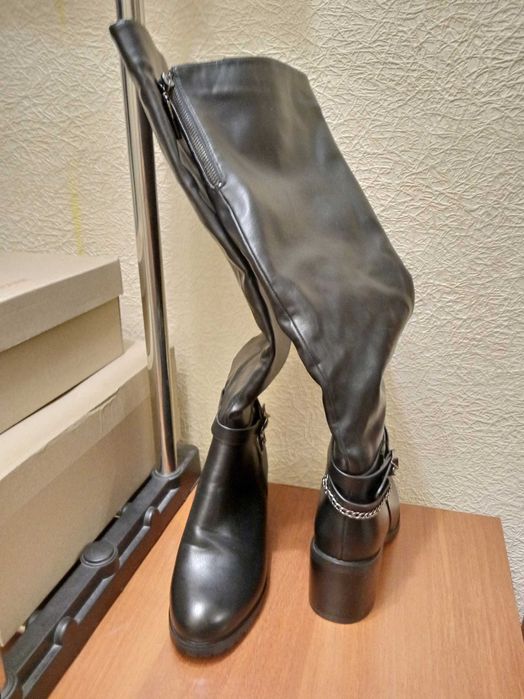 Сапоги женские новые