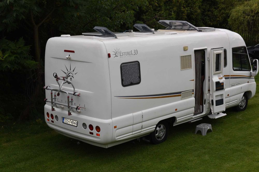 Kamper integra Mercedes-Benz Esterel 2,7 cdi